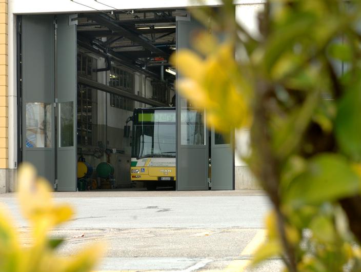 Folding Doors Busdepot