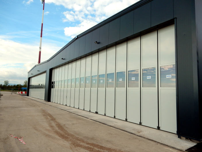 Horizontal Sectional Doors Flughafen Entzheim