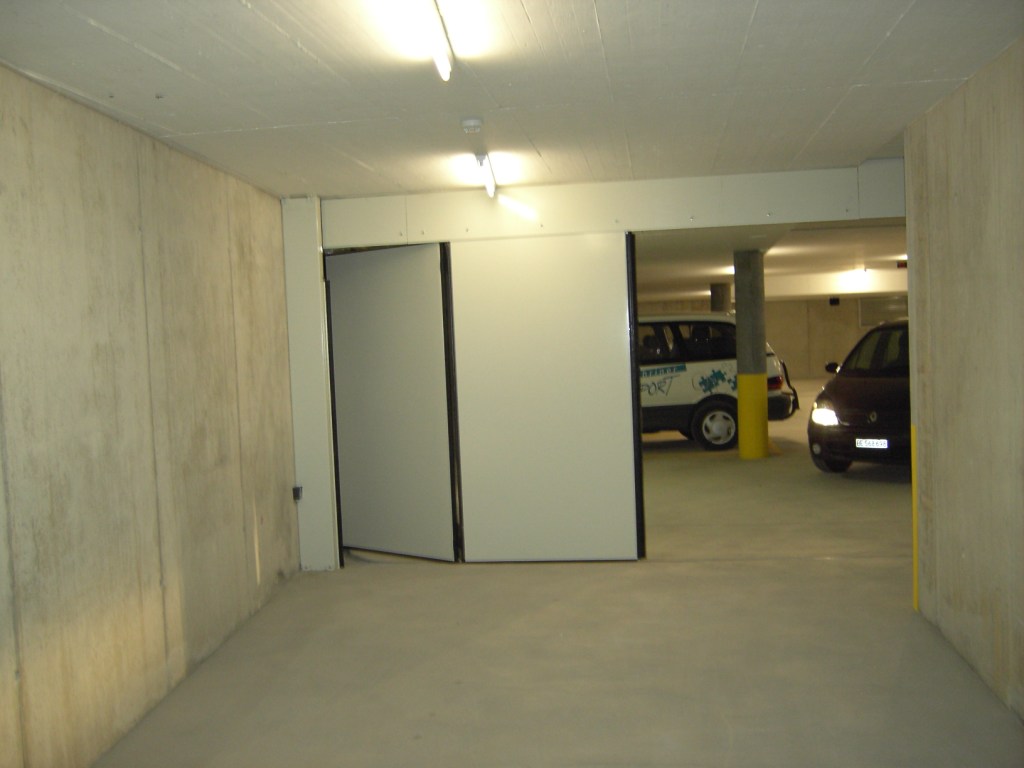 Horizontal Sectional Doors Garage 2